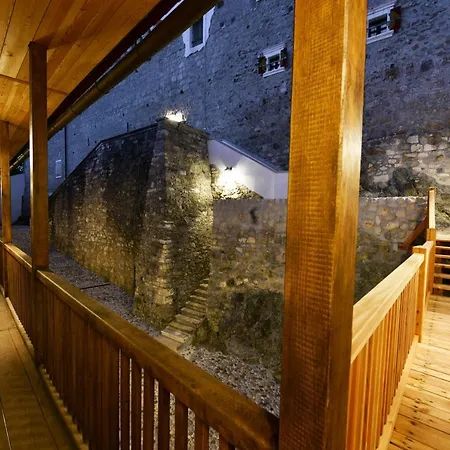 Apartment & Castle