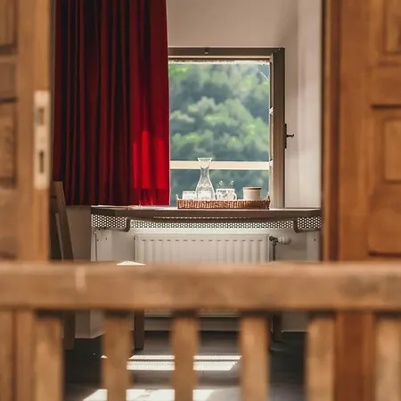 & Castle Apartment *