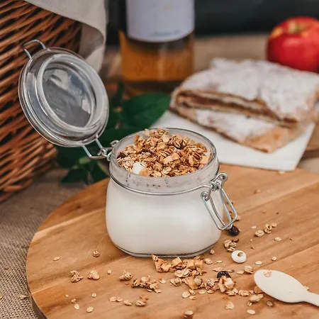 דירה & Castle Podsreda