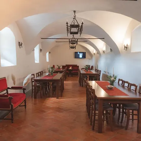 & Castle Apartamento Podsreda