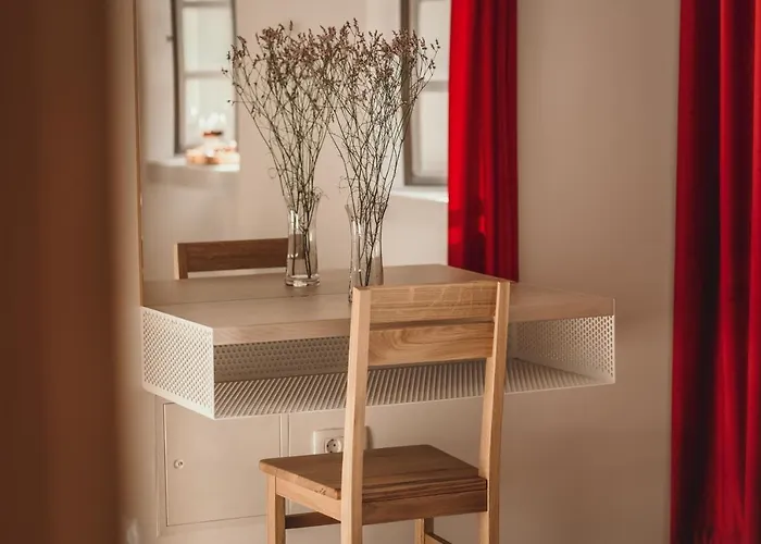 & Castle Apartment *