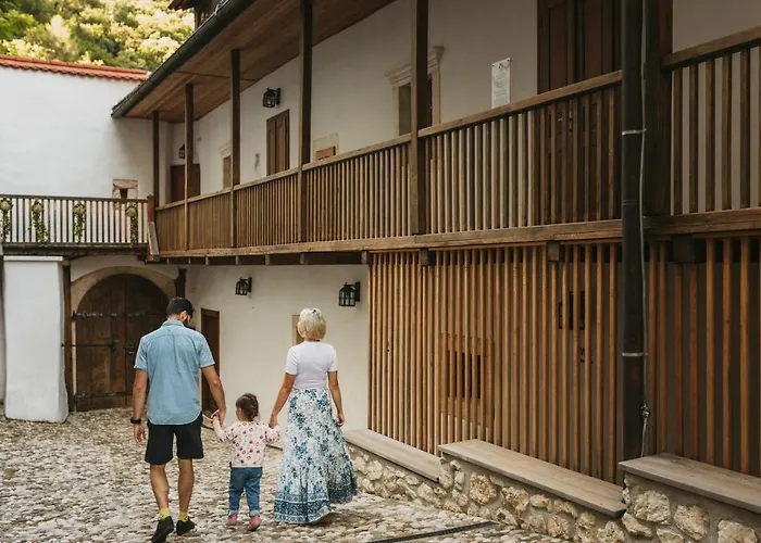 & Castle Apartment *