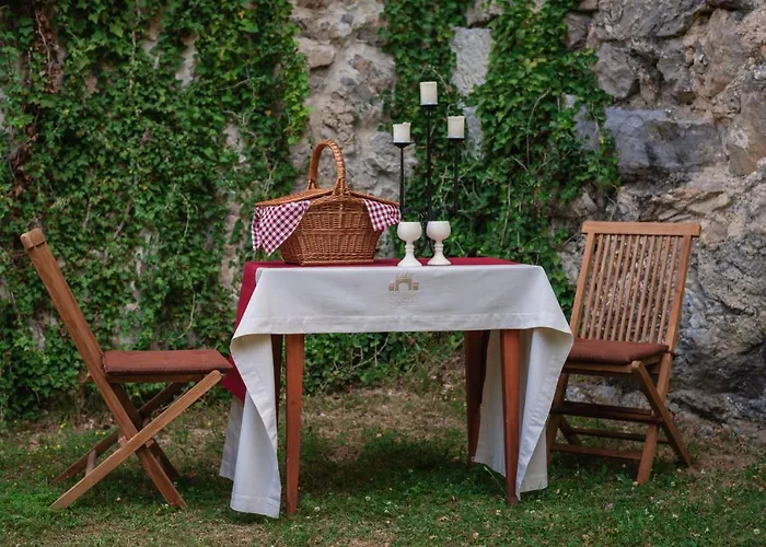 & Castle 아파트 Podsreda