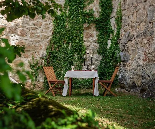 & Castle 아파트 *