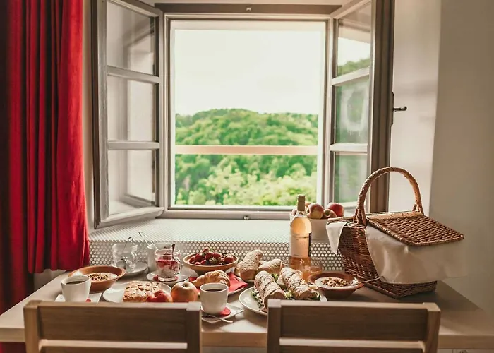 & Castle Appartement Podsreda